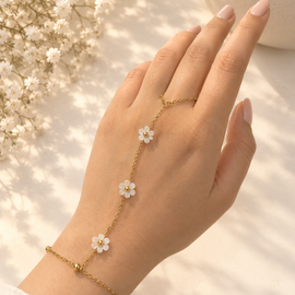 White flower Aliban